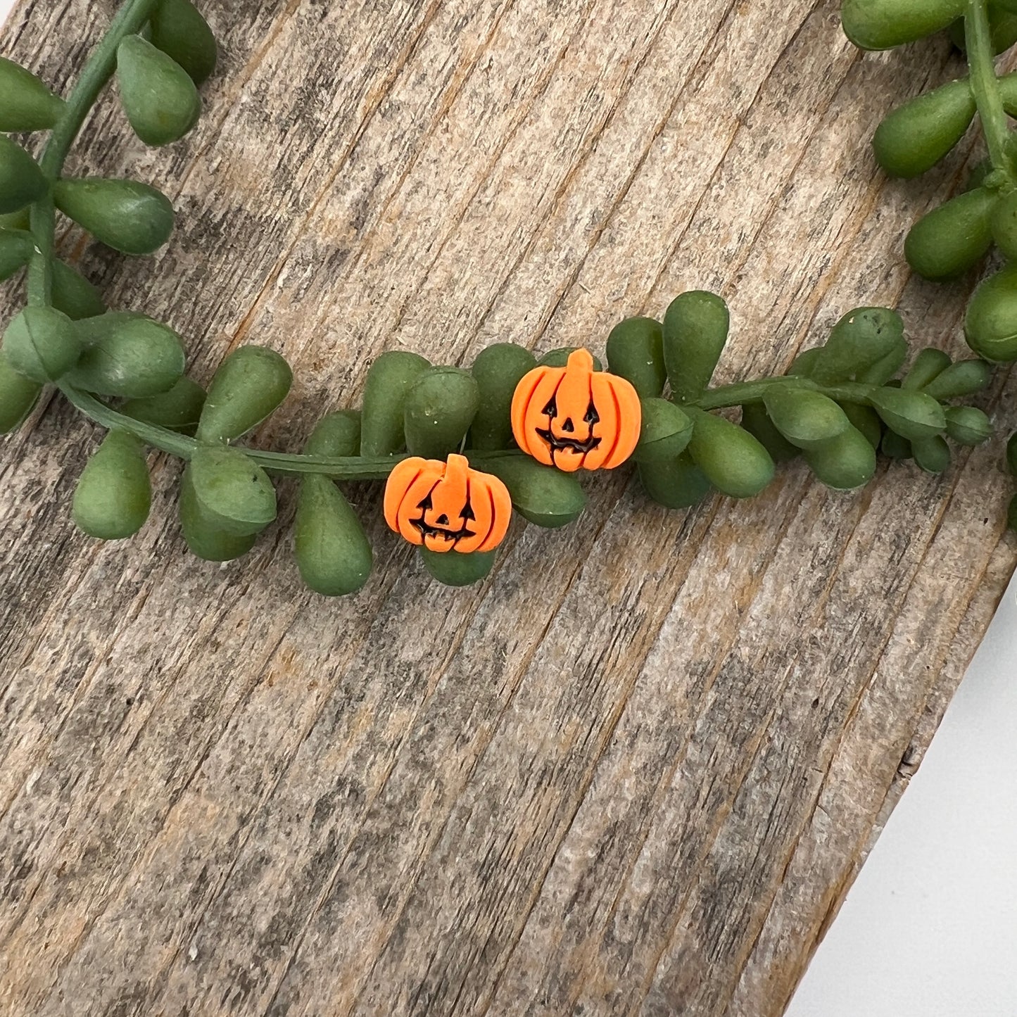 Jack-O-Lantern Minis